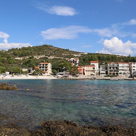 Apartments Dragica Milna  Eksteriør billede