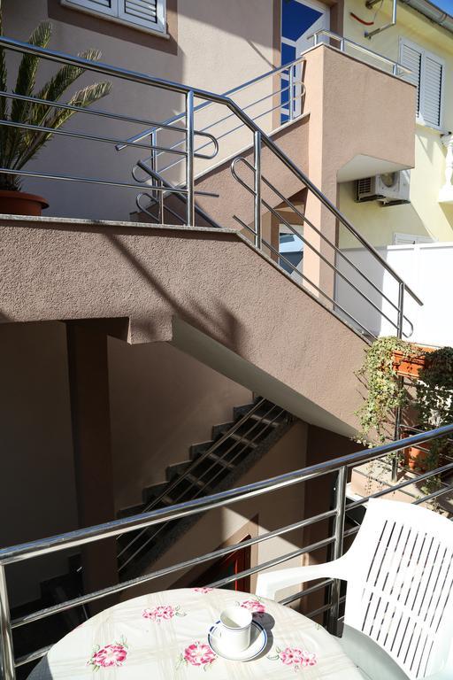 Apartments Dragica Milna  Eksteriør billede